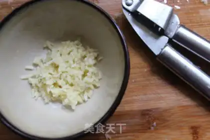 Make Garlic fried chicken chest step 5