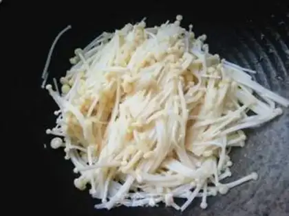 Make Frozen needle mushrooms step 4