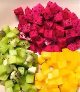 Make Fruit and ice cream step 0