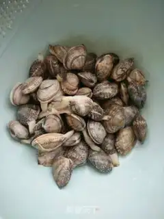 Make Spicy clams step 0
