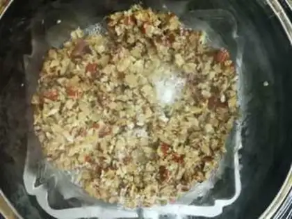 Make Red-tree walnut cake step 4
