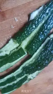 Make Cold cucumber step 1