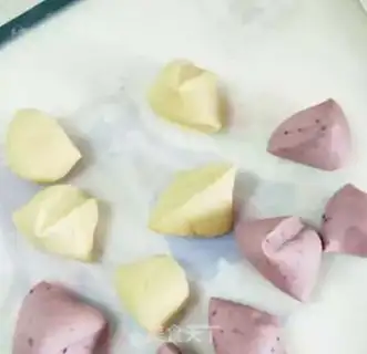Make Flower buns step 5