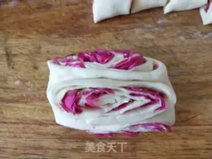 Make Wild rose rolls step 7