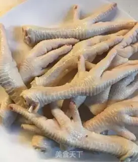 Make Spicy lemon claws step 0
