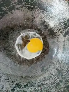 Make Hand grab cake step 1