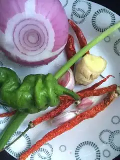 Make Black pepper squid rolls step 1