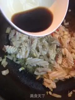 Make Black pepper squid rolls step 7