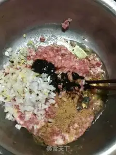Make Sour pork dumplings step 1