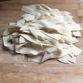 Make Oily noodles step 1