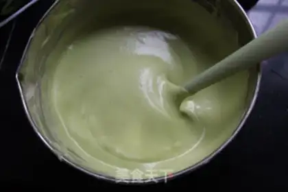 Make A spinach cake roll step 9