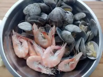 Make Seafood ice fish pools step 5