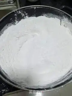 Make Pumpkin ball step 1