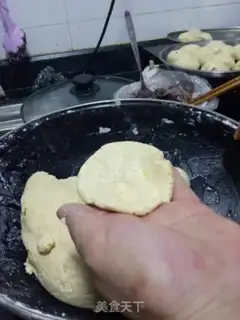 Make Pumpkin ball step 6