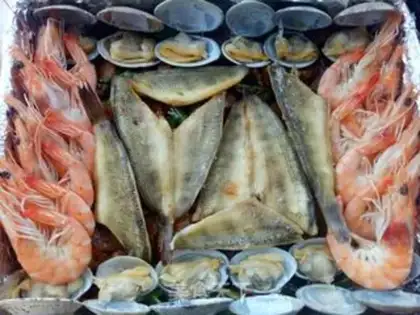 Make Seafood ice fish pools step 11