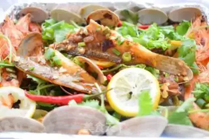 Make Seafood ice fish pools step 13