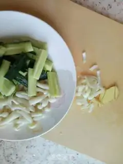 Make The cucumbers make white mushrooms step 4
