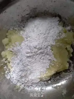 Make Potato sesame ball step 4