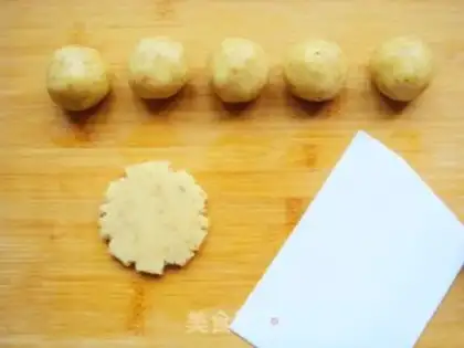 Make Sesame peaches step 7