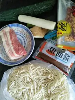 Make Noodles in the private room step 0