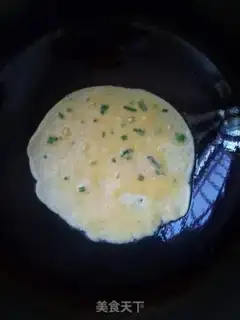 Make Egg burrito step 3