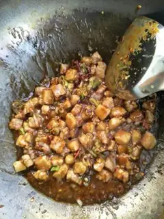 Make Noodles in the private room step 7