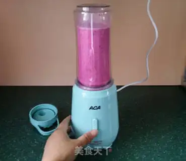 Make Banana flamingo milk bar ice step 4