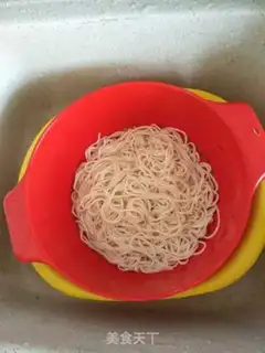 Make Noodles in the private room step 11