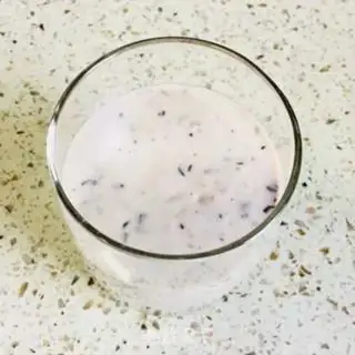 Make Blueberry milkshake step 4