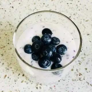 Make Blueberry milkshake step 5