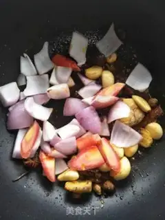 Make Onion stew pig hoof step 5