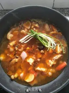 Make Onion stew pig hoof step 6