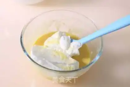 Make ins strawberry digital cake step 9