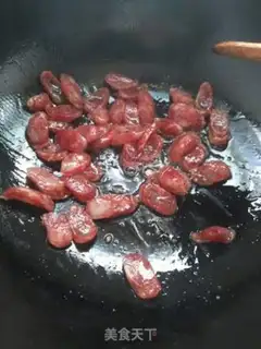 Make A cucumber fried sausage step 3