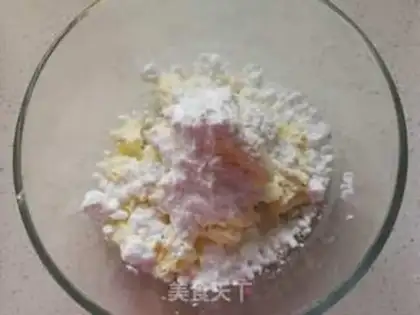 Make Cream cheese with heart and soup step 1