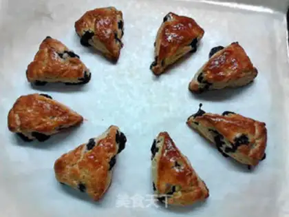 Make Blueberry scon step 11