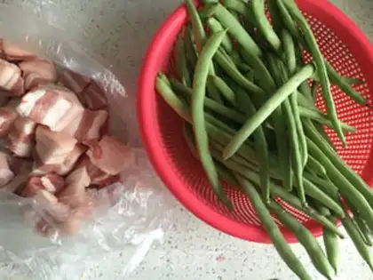 Make Four seasons of bean meat step 0