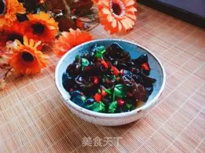 Make Spicy black ear step 4