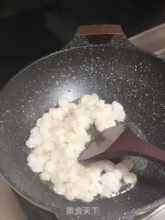 Make Fry mushroom shrimp step 5