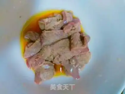 Make Golden pinet, black-muck pork liver soup step 7