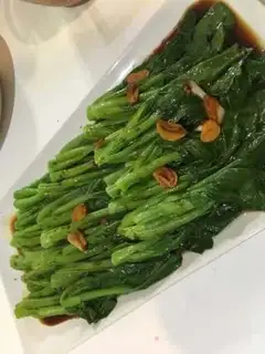 Make Garlic cabbage step 1