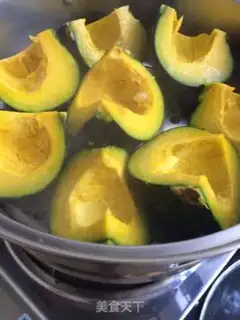 Make Coconut pumpkin ball step 2