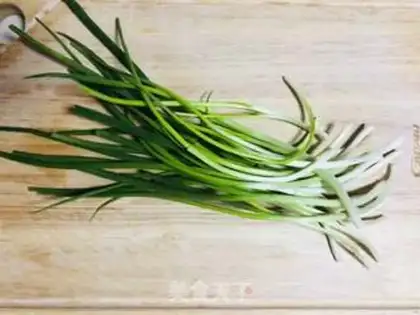 Make Onion noodles step 0