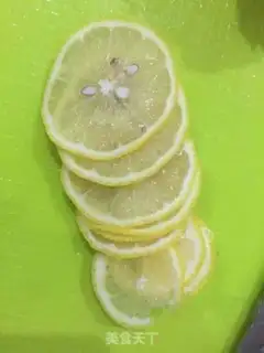 Make Summer fruit and tea step 1