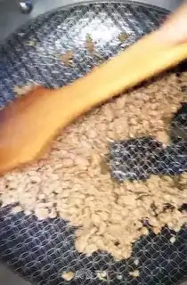 Make Meatloaf step 1