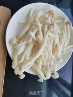 Make Grinding potatoes and white mushrooms step 1