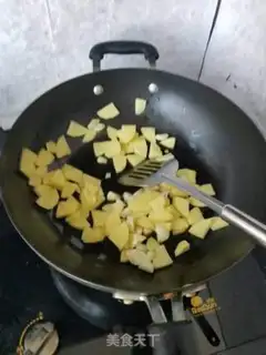 Make Grinding potatoes and white mushrooms step 2