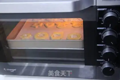Make Glass heart cookies step 6