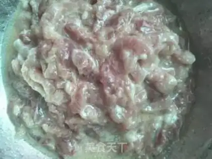 Make Tea mushroom fried meat step 2