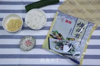 Make Mini-Sushi rolls step 2